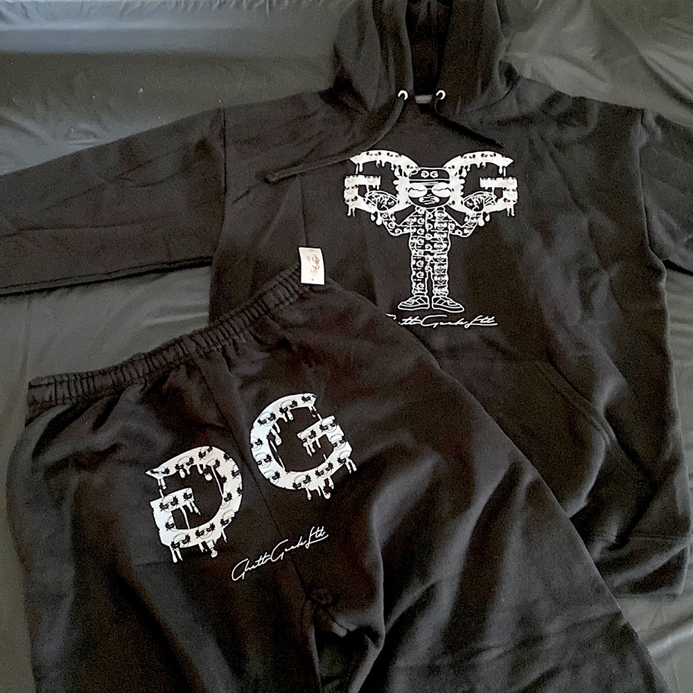 NEW Unisex 2022 Ghetto Geek Ltd Winter Jogger Set Size Medium (Black)